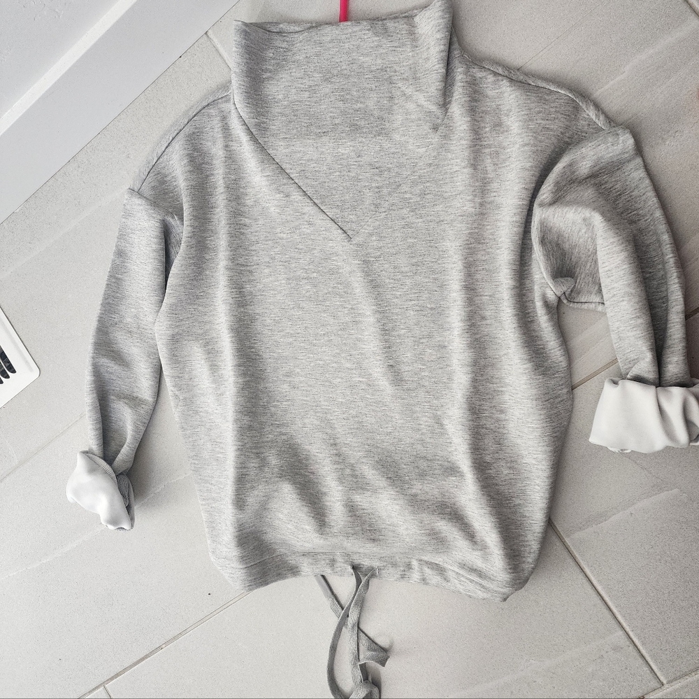 Women's Gray Sweater